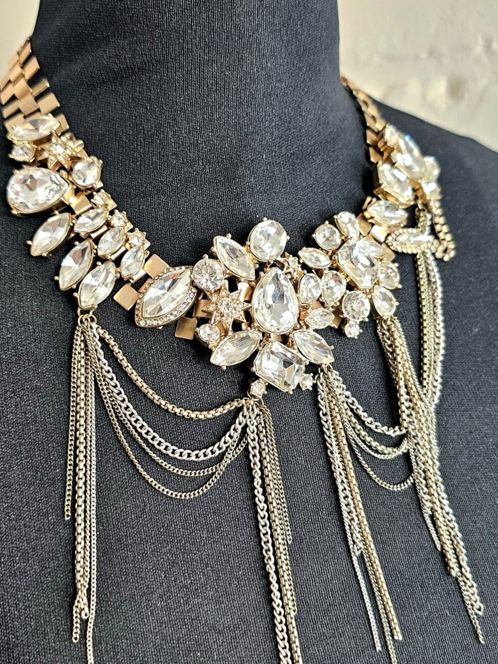 Banana Republic Crystal Cluster Chain Fringe Bib Choker Gold Tone Statement Neck - Picture 4 of 7